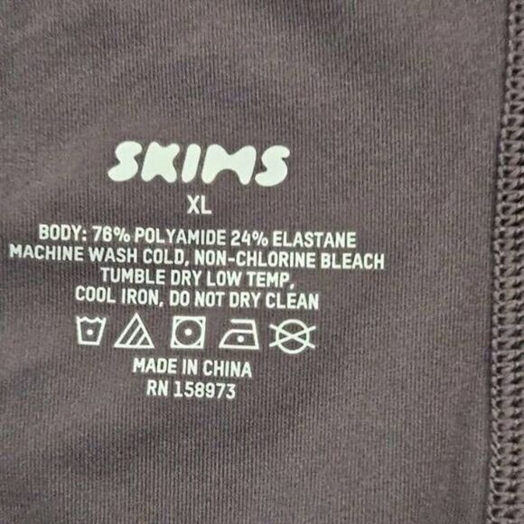 SKIMS RACER BACK BRA NWT - Picture 7 of 7